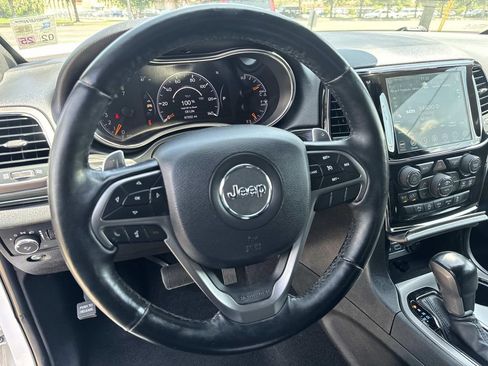 Used 2020 Jeep Grand Cherokee Limited X RWD image 24