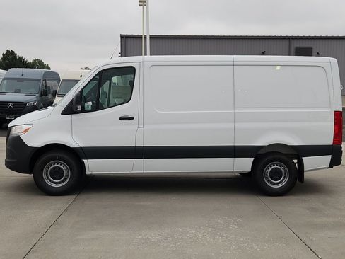 New 2026 Mercedes-Benz Sprinter 2500 image 28