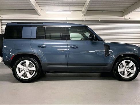 Certified 2025 Land Rover Defender 110 S AWD/4WD image 13
