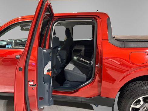 Used 2022 Ford Maverick XLT w/ Equipment Group 300A Standard image 10