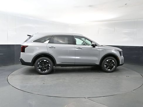 New 2026 Kia Sorento S AWD/4WD image 6
