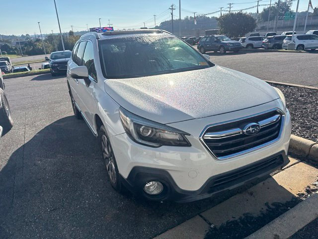 Used 2019 Subaru Outback 2.5i Touring AWD/4WD image 3