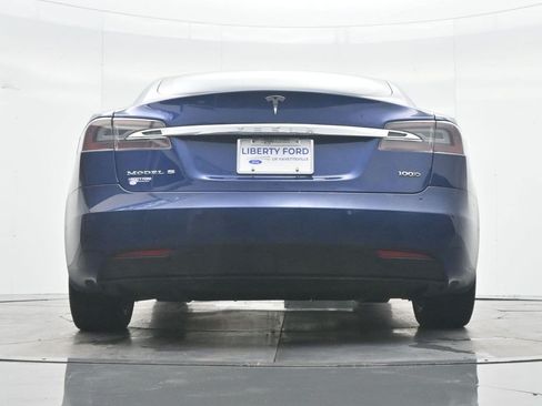 Used 2019 Tesla Model S Standard Range AWD/4WD image 32