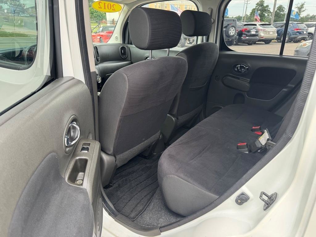Used 2012 Nissan Cube 1.8 S w/ Interior Designer Pkg FWD image 7