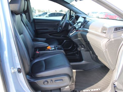 Used 2023 Honda Odyssey Sport image 20