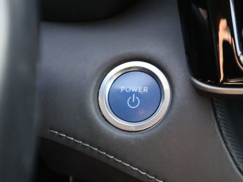 Used 2021 Toyota Highlander Limited image 33