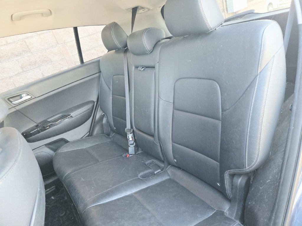 Used 2018 Kia Sportage EX AWD/4WD image 10