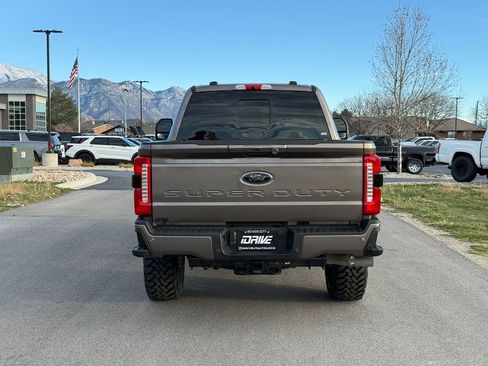 Used 2023 Ford F350 Lariat w/ Black Appearance Package image 12