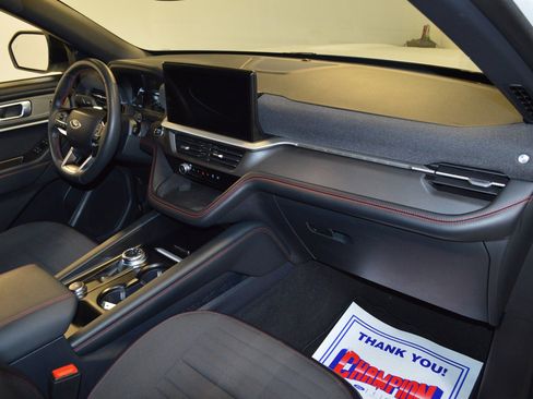 Certified 2025 Ford Explorer ST-Line image 10