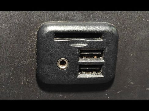 Used 2015 Chevrolet Silverado 1500 LTZ image 37