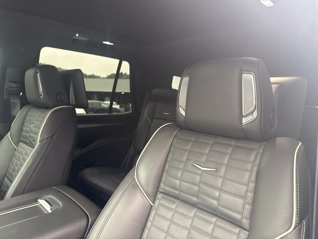 Used 2026 Cadillac Escalade V AWD/4WD image 11