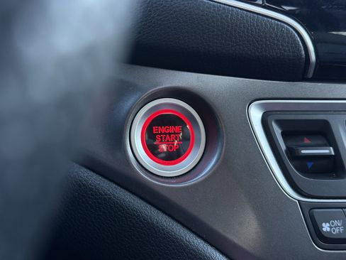 Used 2023 Honda Passport EX-L image 4