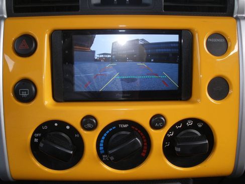 Used 2007 Toyota FJ Cruiser 2WD image 36