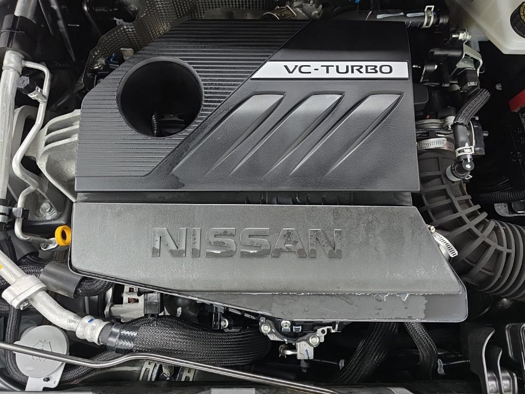Used 2024 Nissan Rogue SV AWD/4WD image 19