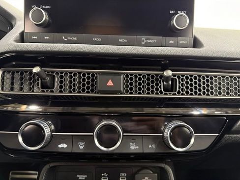 Used 2025 Honda Civic Sport image 35