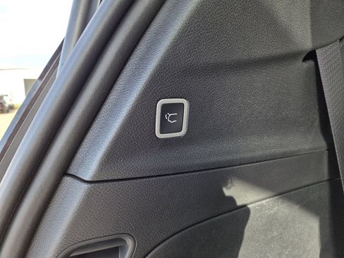 New 2026 Chrysler Voyager LX FWD image 27