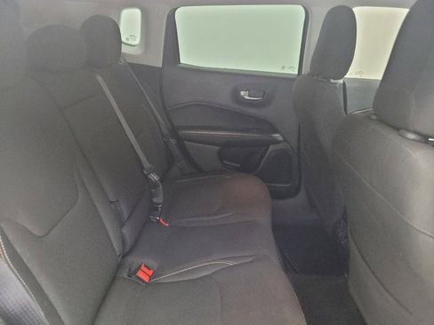 Used 2018 Jeep Compass Sport w/ Tech Group AWD/4WD image 19