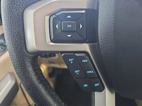 Used 2016 Ford F150 Lariat image 20