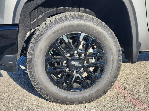 New 2026 Chevrolet Silverado 2500 Custom w/ Custom Value Package AWD/4WD image 9