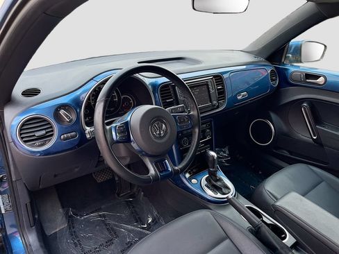 Used 2019 Volkswagen Beetle 2.0T SE FWD image 9