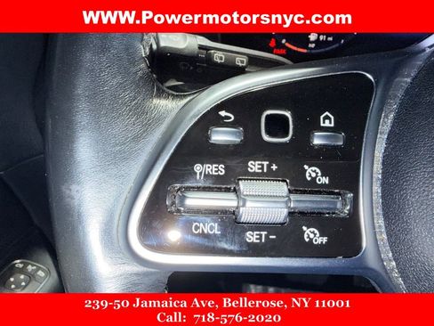 Used 2021 Mercedes-Benz GLA 250 4MATIC w/ Premium Package image 25