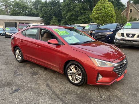 Used 2019 Hyundai Elantra SEL FWD image 5