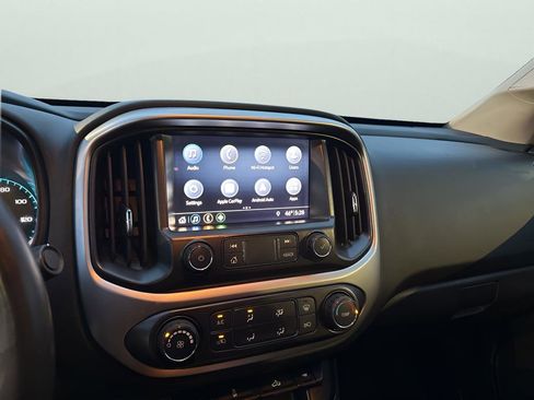 Used 2019 Chevrolet Colorado LT image 30