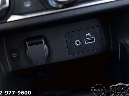 New 2025 Nissan Versa SV image 19