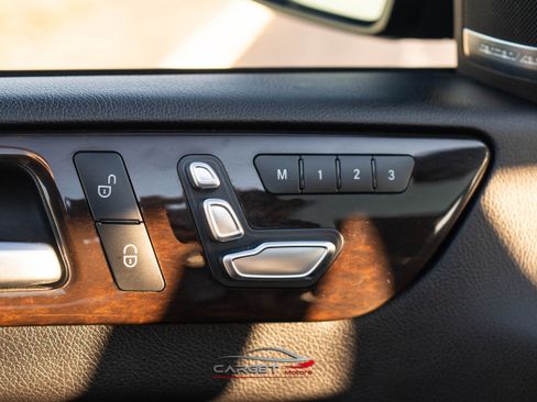 Used 2018 Mercedes-Benz GLE 43 AMG 4MATIC w/ Parking Assist Package image 42