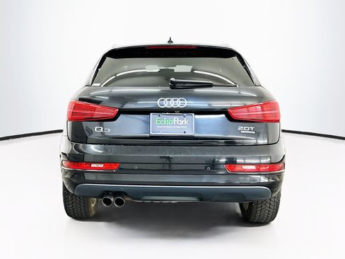 Used 2018 Audi Q3 2.0T Premium Plus w/ Premium Plus Package AWD/4WD image 7