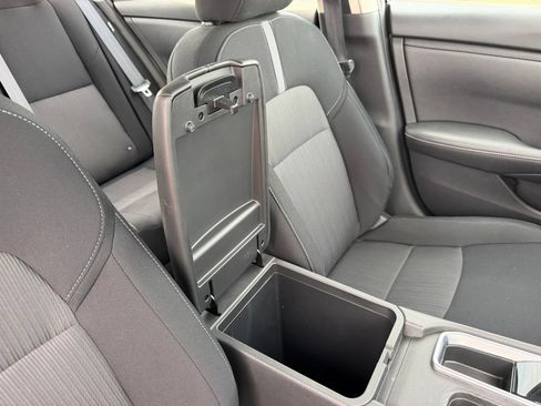 Used 2023 Nissan Sentra SV FWD image 37