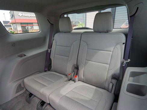 Used 2021 GMC Acadia SLE w/ Driver Convenience Package AWD/4WD image 34