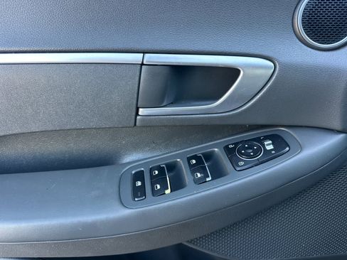Used 2020 Hyundai Sonata SE FWD image 13