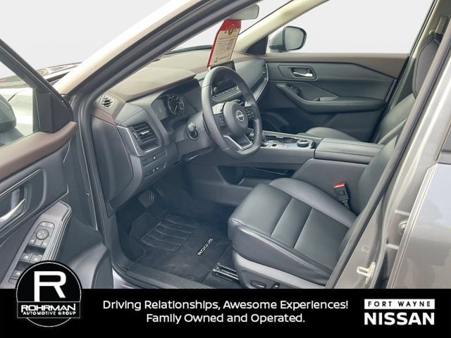 Certified 2023 Nissan Rogue SV w/ SV Premium B Package AWD/4WD image 12