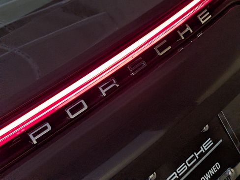 Certified 2023 Porsche Panamera 4S AWD/4WD image 17