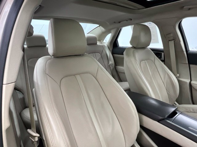 Used 2020 Lincoln MKZ Reserve w/ Elements Package AWD/4WD image 17