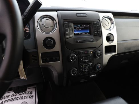 Used 2013 Ford F150 XLT w/ Luxury Equipment Group image 17