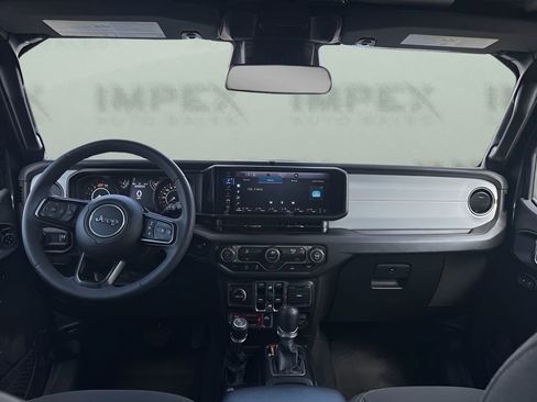 Used 2025 Jeep Wrangler Unlimited Sport AWD/4WD image 11