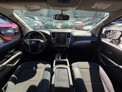 Used 2015 Nissan Armada SV image 19