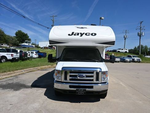 Used 2017 Ford E-450 and Econoline 450 Super Duty w/ Motorhome Prep Package RWD image 59