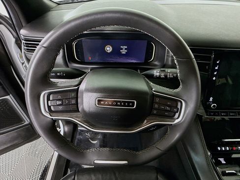 Used 2022 Jeep Wagoneer Series II w/ Premium Group I image 21