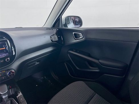 Used 2020 Kia Soul EX image 21