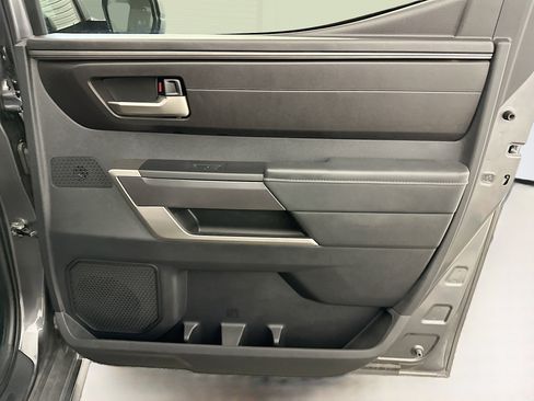 Used 2022 Toyota Tundra SR5 image 31