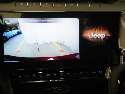 New 2026 Jeep Grand Cherokee L 4WD image 24