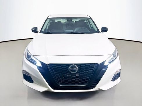 Used 2021 Nissan Altima 2.5 SR image 2