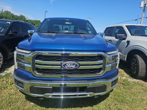 Used 2025 Ford F150 Lariat w/ Equipment Group 501A Mid AWD/4WD image 2