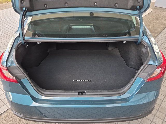 Used 2025 Toyota Camry LE FWD image 10