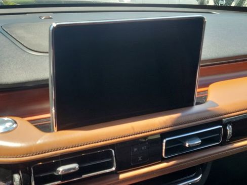 Certified 2022 Lincoln Aviator Reserve RWD image 26