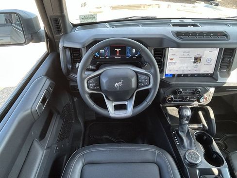 New 2025 Ford Bronco Badlands w/ Sasquatch Package image 12