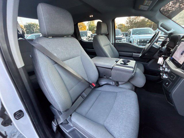 Used 2025 Ford F150 XLT w/ Equipment Group 301A Standard RWD image 9